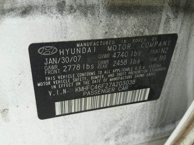 KMHFC46F27A203038 - 2007 HYUNDAI AZERA SE WHITE photo 10