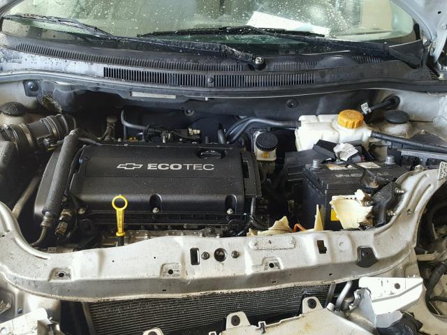 KL1TD5DE2BB198051 - 2011 CHEVROLET AVEO LS SILVER photo 7