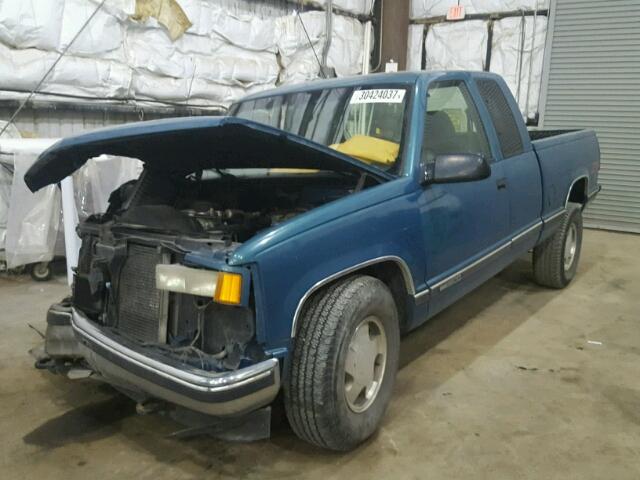 2GTEK19R0W1512443 - 1998 GMC SIERRA K15 BLUE photo 2