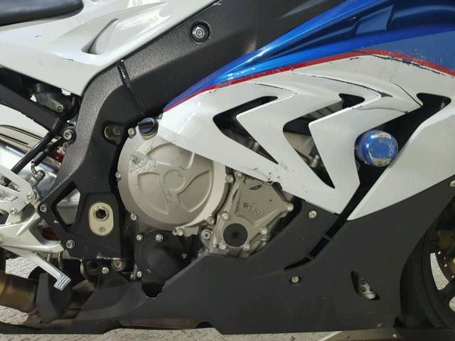 WB10D2106GZ354039 - 2016 BMW S 1000 RR WHITE photo 12