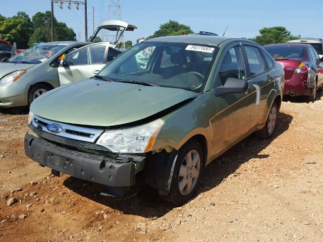 1FAHP34N88W114090 - 2008 FORD FOCUS S/SE GREEN photo 2