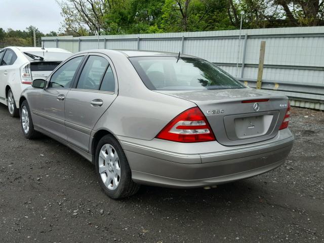 WDBRF92H66F775727 - 2006 MERCEDES-BENZ C GENERATI GRAY photo 3