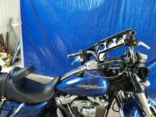 1HD1KRC13HB696701 - 2017 HARLEY-DAVIDSON FLHXS STRE BLUE photo 5