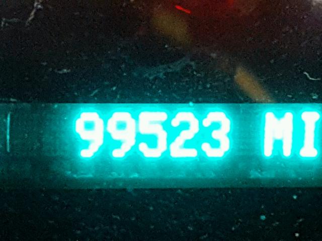 1G1ZB5E11BF335373 - 2011 CHEVROLET MALIBU LS WHITE photo 8