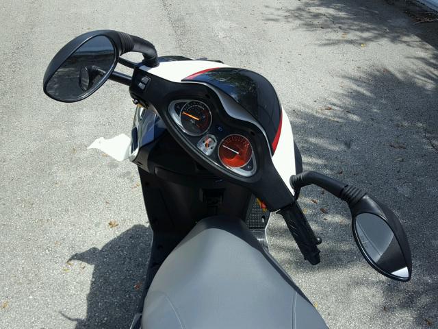 L5YTCKPVXH1162640 - 2017 ARNES SCOOTER BLACK photo 5