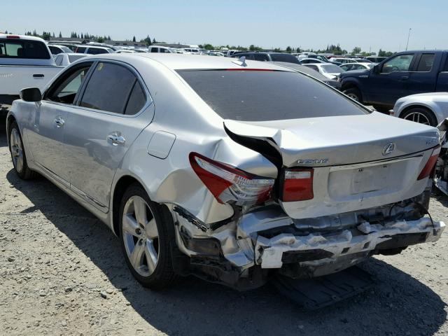 JTHGL46F475006792 - 2007 LEXUS LS 460L SILVER photo 3