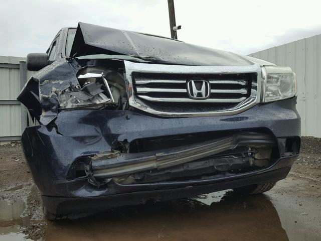 5FNYF3H20CB039962 - 2012 HONDA PILOT LX BLUE photo 9