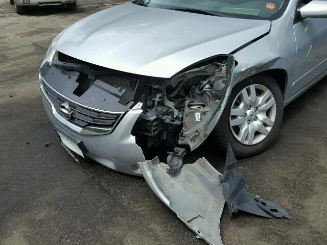 1N4AL2AP8AN457538 - 2010 NISSAN ALTIMA BAS SILVER photo 9