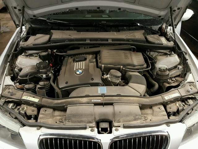 WBAPL33509A404743 - 2009 BMW 335 XI SILVER photo 7