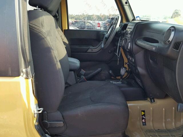 1C4AJWAG4DL674849 - 2013 JEEP WRANGLER S YELLOW photo 5