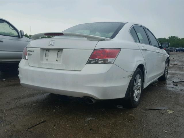 1HGCP26439A014918 - 2009 HONDA ACCORD LXP WHITE photo 4