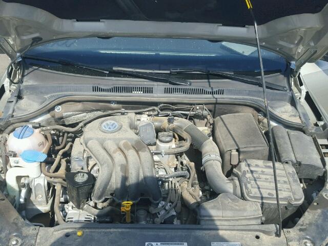 3VW2K7AJ7FM419565 - 2015 VOLKSWAGEN JETTA BASE TAN photo 7