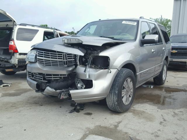 5LMFU27528LJ06433 - 2008 LINCOLN NAVIGATOR 灰色 照片 2
