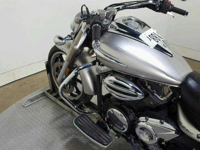 JYAVN01E19A000402 - 2009 YAMAHA XVS950 A SILVER photo 17