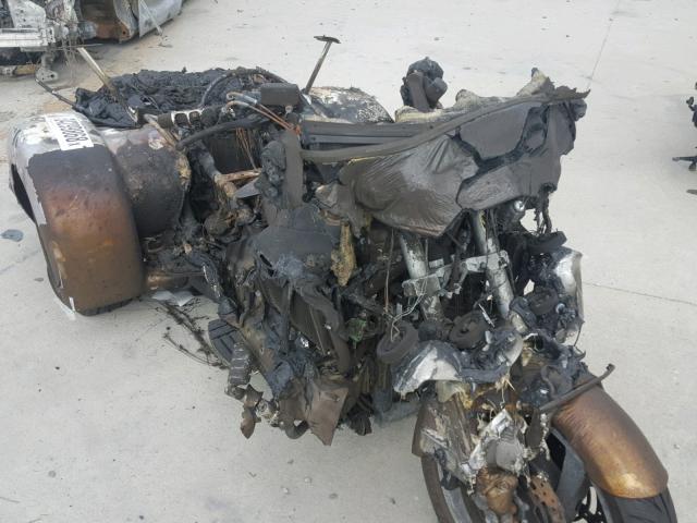 1HFSC47042A109688 - 2002 HONDA GL1800 SILVER photo 9