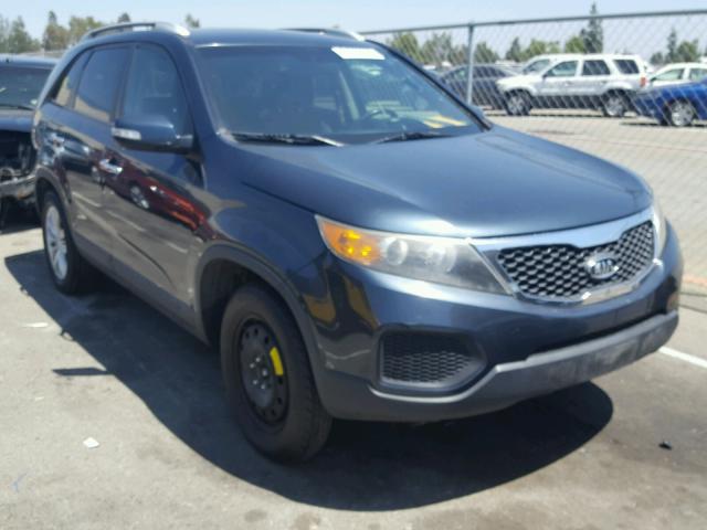 5XYKT4A2XBG072652 - 2011 KIA SORENTO BA BLUE photo 1