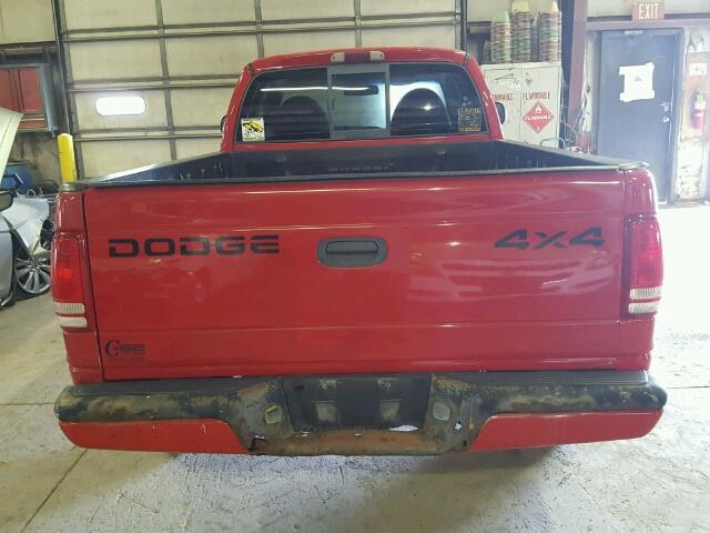 1B7GG23Y5VS282252 - 1997 DODGE DAKOTA RED photo 9