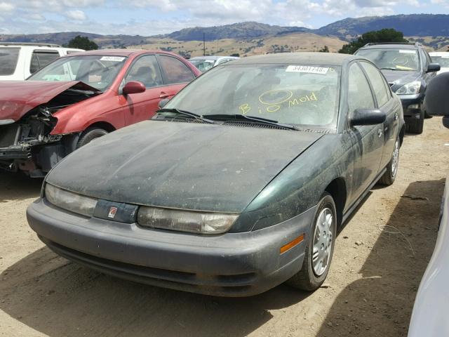 1G8ZG5281WZ295482 - 1998 SATURN SL1 GREEN photo 2