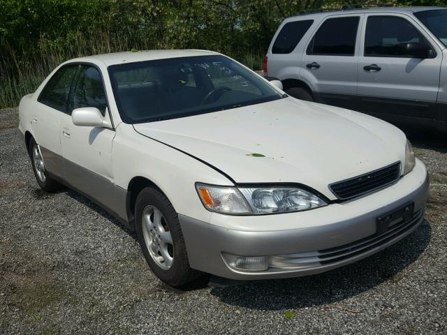 JT8BF28G5W5040721 - 1998 LEXUS ES 300 WHITE photo 1