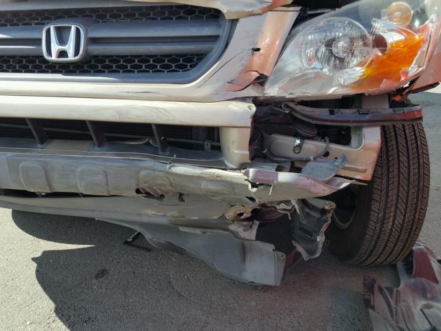 2HKYF18443H529067 - 2003 HONDA PILOT EX GOLD photo 9