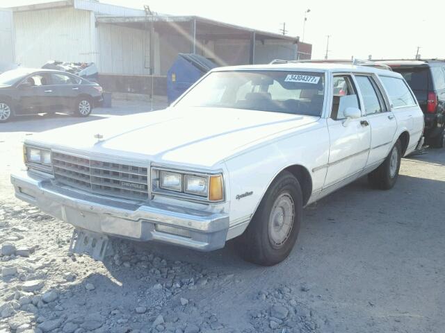 1G1BN35H8FX162946 - 1985 CHEVROLET CAPRICE CL WHITE photo 2