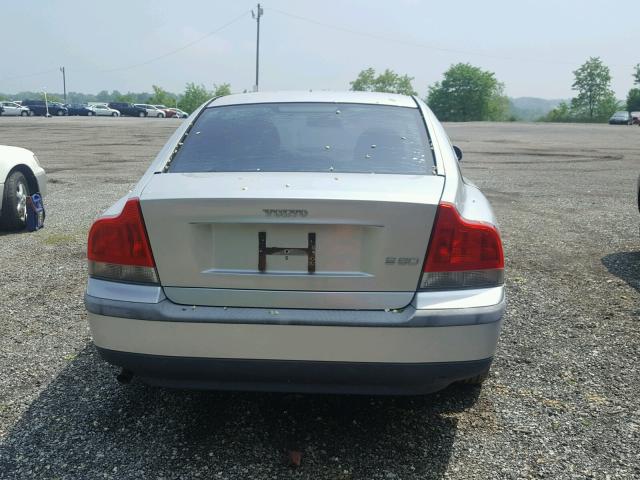 YV1RS61N712005159 - 2001 VOLVO S60 SILVER photo 10