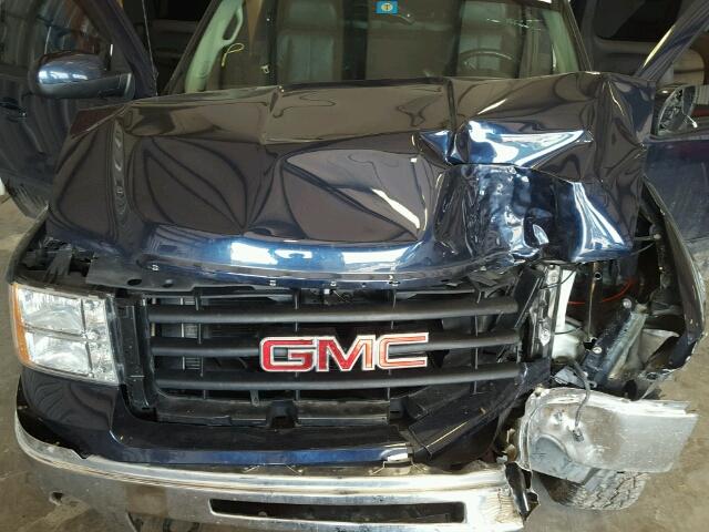 1GTEK39069Z289723 - 2009 GMC SIERRA K15 BLUE photo 7