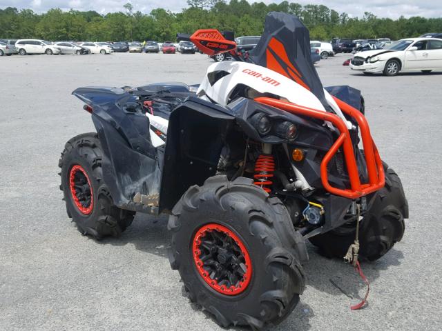 3JBMWAV24HJ000645 - 2017 CAN-AM RENEGADE X 白色 照片 1