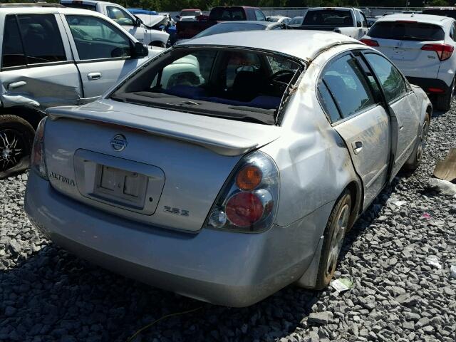 1N4AL11D72C225381 - 2002 NISSAN ALTIMA SILVER photo 4