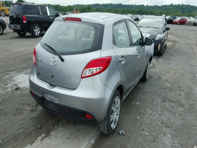 JM1DE1KY6C0148220 - 2012 MAZDA MAZDA2 SILVER photo 4