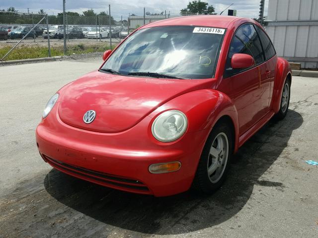 3VWBB61C6WM050094 - 1998 VOLKSWAGEN NEW BEETLE RED photo 2