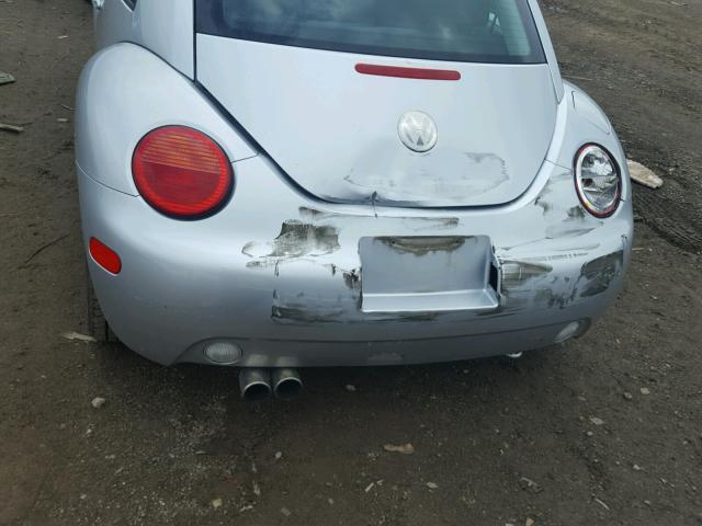 3VWCK31C54M405689 - 2004 VOLKSWAGEN NEW BEETLE 银色 照片 9