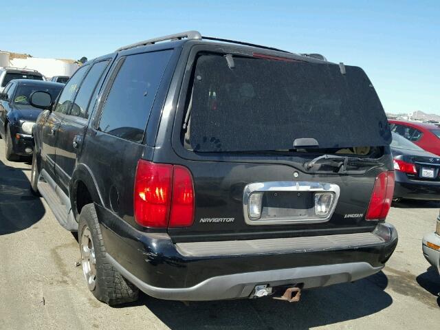 5LMPU28L5WLJ36461 - 1998 LINCOLN NAVIGATOR BLACK photo 3