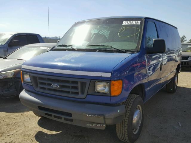 1FTNE24W45HA38275 - 2005 FORD ECONOLINE BLUE photo 2