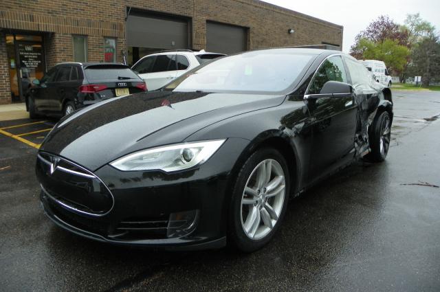 5YJSA1S10EFP35197 - 2014 TESLA MODEL S BLACK photo 2