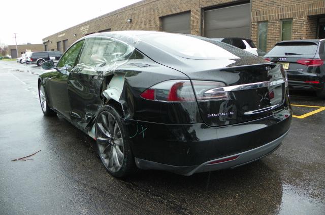 5YJSA1S10EFP35197 - 2014 TESLA MODEL S BLACK photo 3