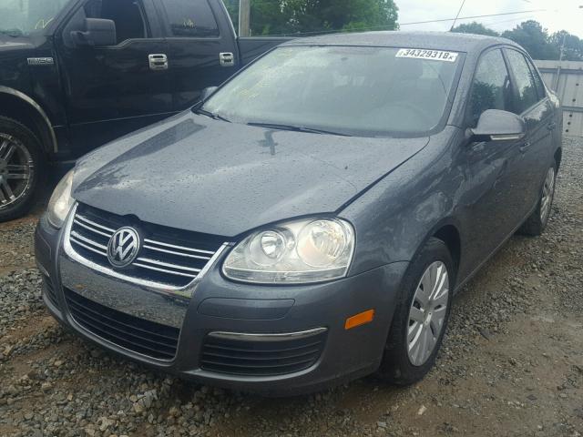 3VWJX7AJ8AM065514 - 2010 VOLKSWAGEN JETTA S GRAY photo 2