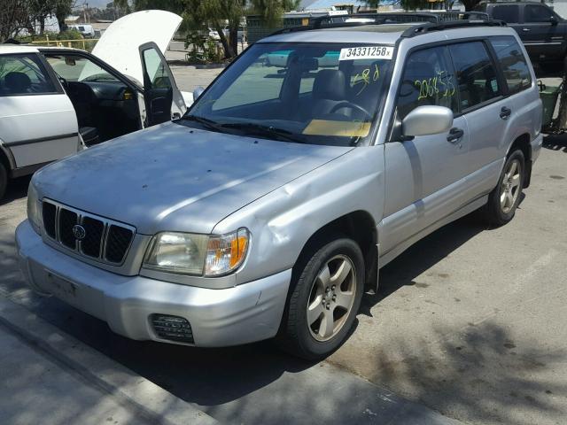 JF1SF65672H730814 - 2002 SUBARU FORESTER S 银色 照片 2