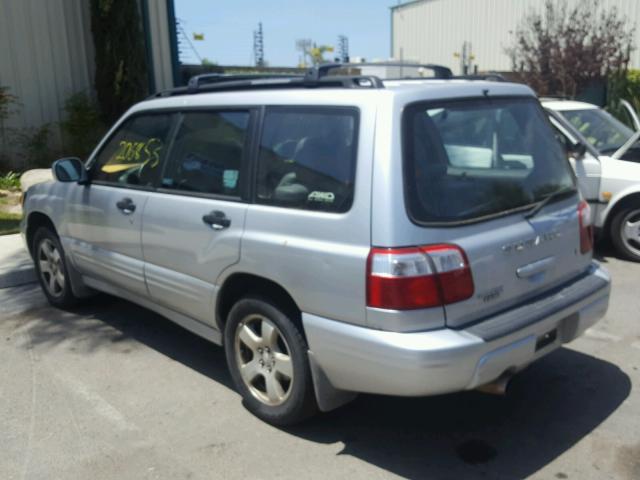 JF1SF65672H730814 - 2002 SUBARU FORESTER S 银色 照片 3