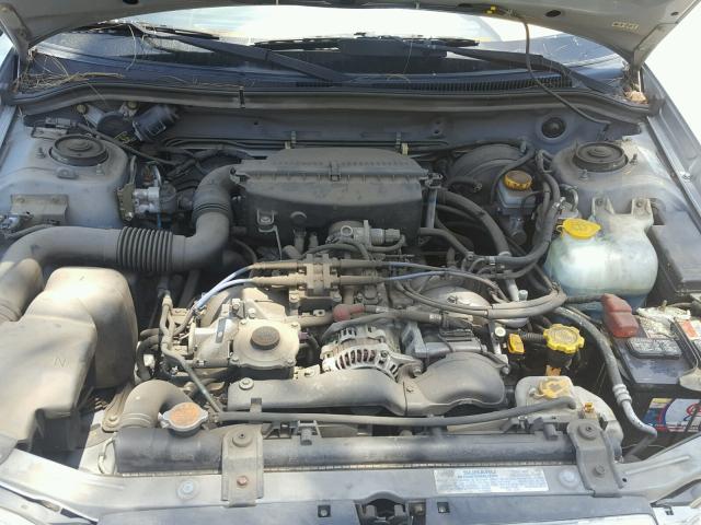 JF1SF65672H730814 - 2002 SUBARU FORESTER S 银色 照片 7
