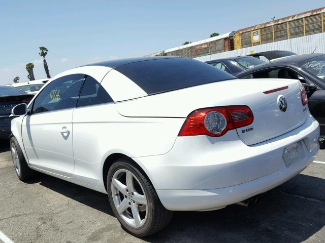 WVWDA71F07V018179 - 2007 VOLKSWAGEN EOS 2.0T S WHITE photo 3