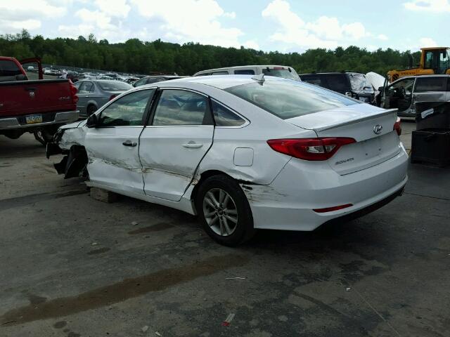 5NPE24AF3GH336569 - 2016 HYUNDAI SONATA SE WHITE photo 3