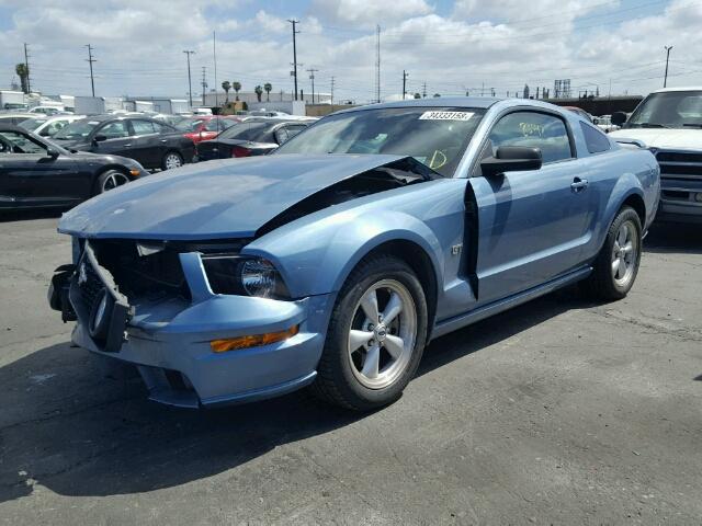 1ZVHT82H675292565 - 2007 FORD MUSTANG GT BLUE photo 2