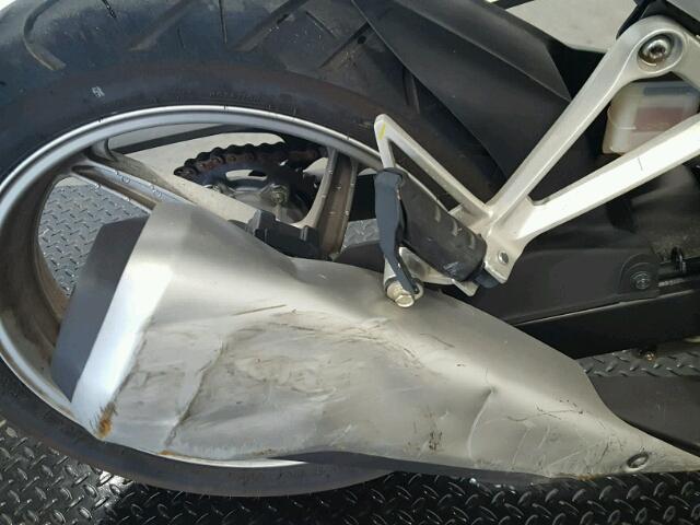 MLHMC4118B5004081 - 2011 HONDA CBR250 R SILVER photo 14