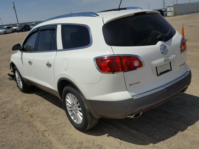5GAKRBED6BJ162235 - 2011 BUICK ENCLAVE CX WHITE photo 3