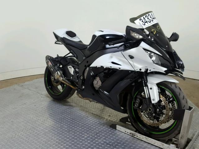 JKAZXCK17EA009316 - 2014 KAWASAKI ZX1000 K WHITE photo 2