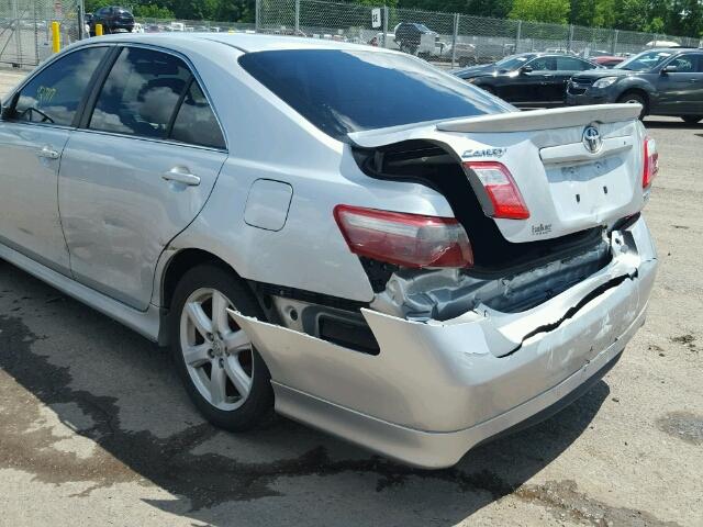 4T1BE46KX7U007059 - 2007 TOYOTA CAMRY NEW SILVER photo 9