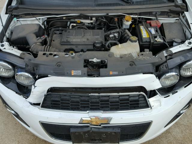 1G1JE6SB0G4140827 - 2016 CHEVROLET SONIC LTZ WHITE photo 7