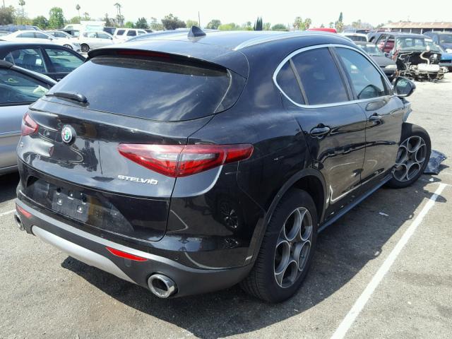 ZASFAKAN7J7B61572 - 2018 ALFA ROMEO STELVIO BLACK photo 4