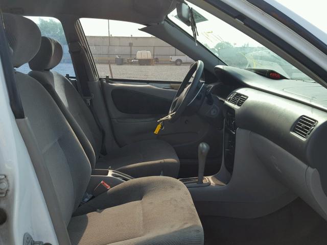 1Y1SK5283YZ425086 - 2000 CHEVROLET GEO PRIZM 白色 照片 5